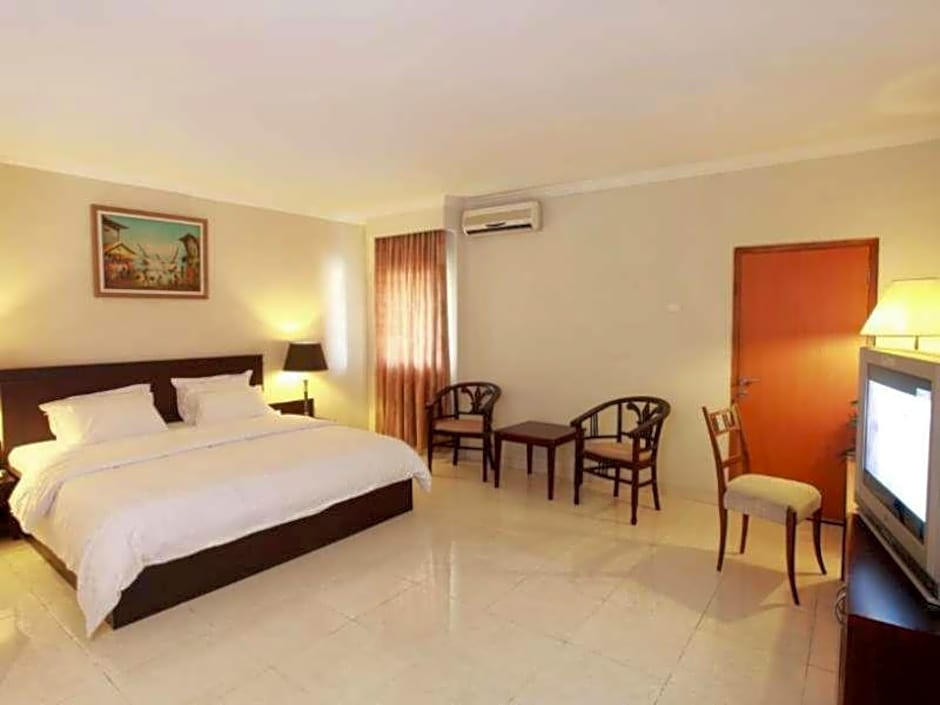 Plaza Hotel Tegal