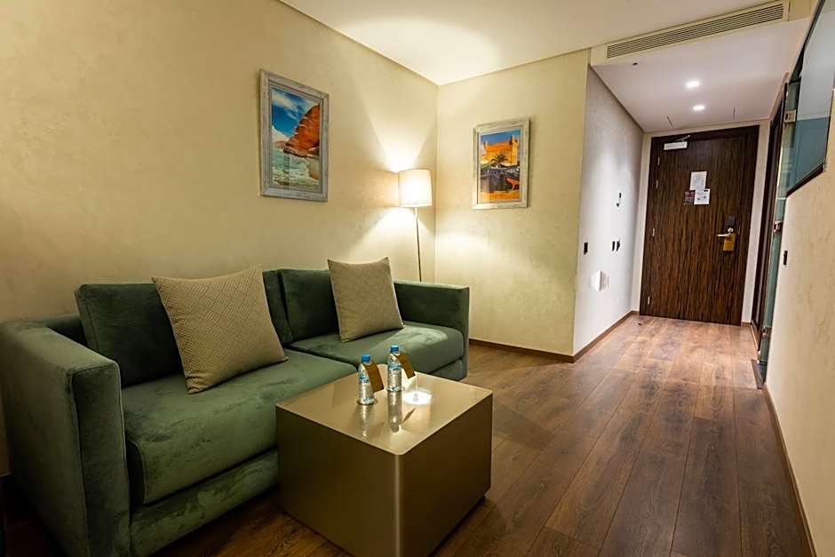 Nour Plazza Hotel
