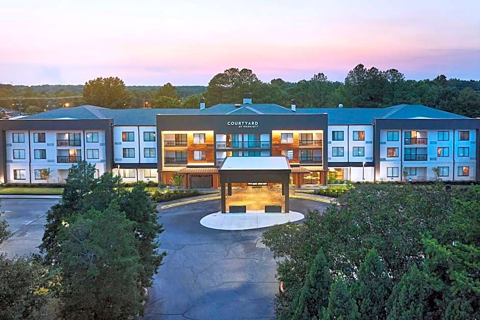 Courtyard by Marriott Memphis Germantown