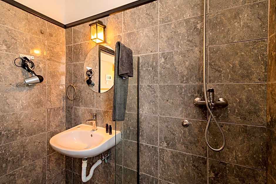 Lefka Hotel & Apartments