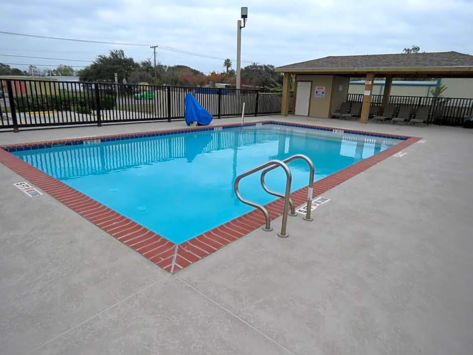 Motel 6-Rockport, TX