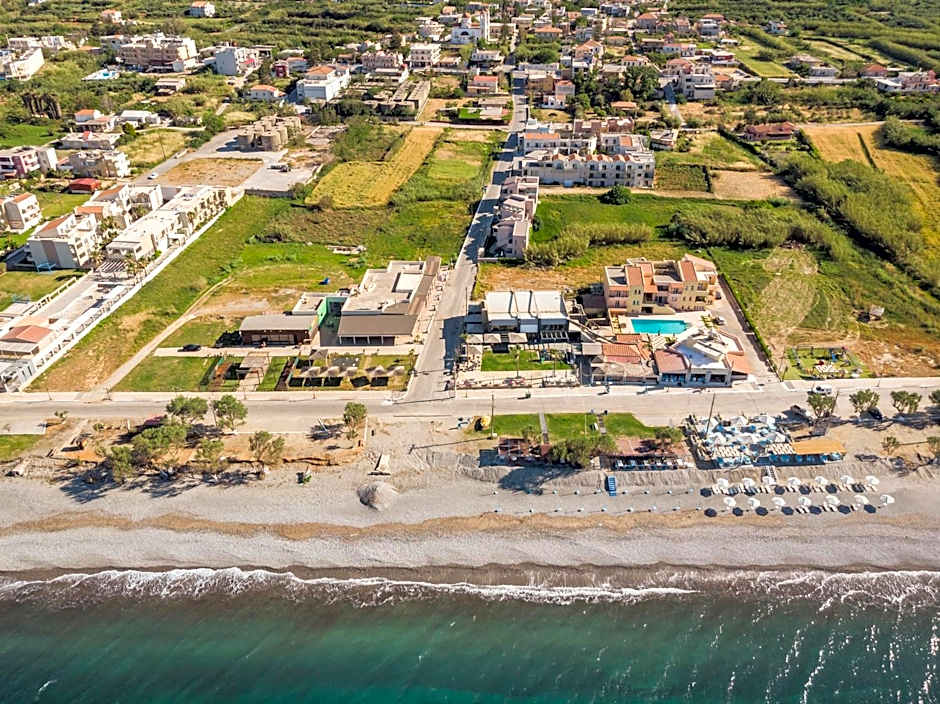 Aegean Breeze Luxury Apartments next to the sea