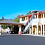 Upper Lake Inn & Suites