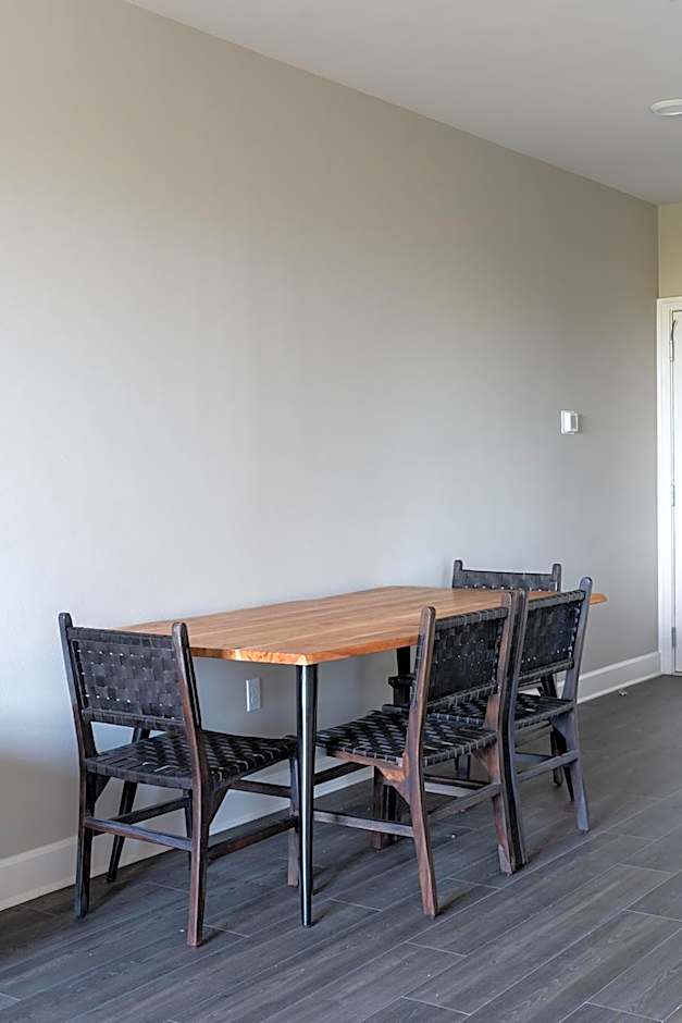 Bywater Suite Hotel