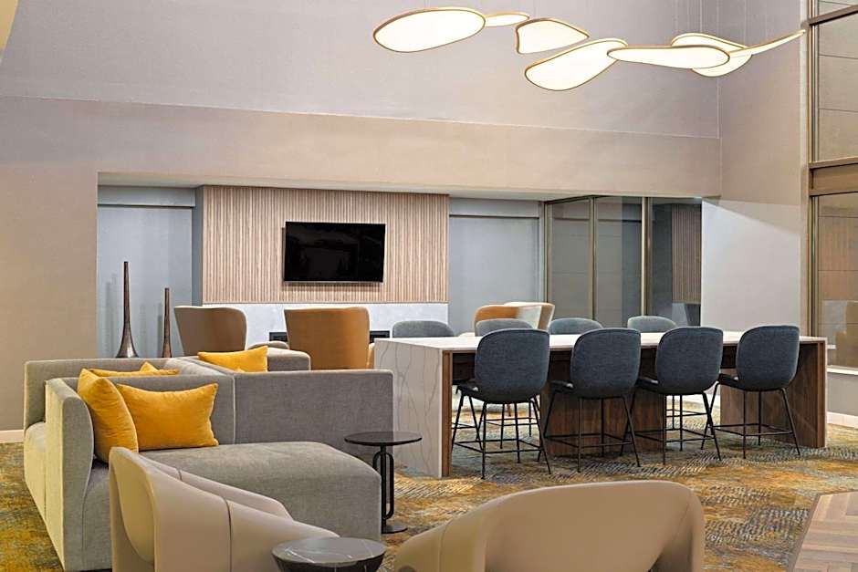 La Quinta Inn & Suites by Wyndham Yakima Downtown
