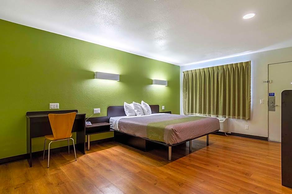 Motel 6-Redlands, CA