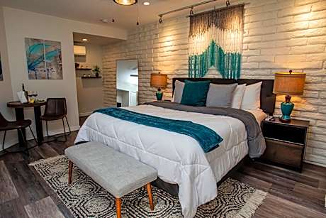 Superior King Room