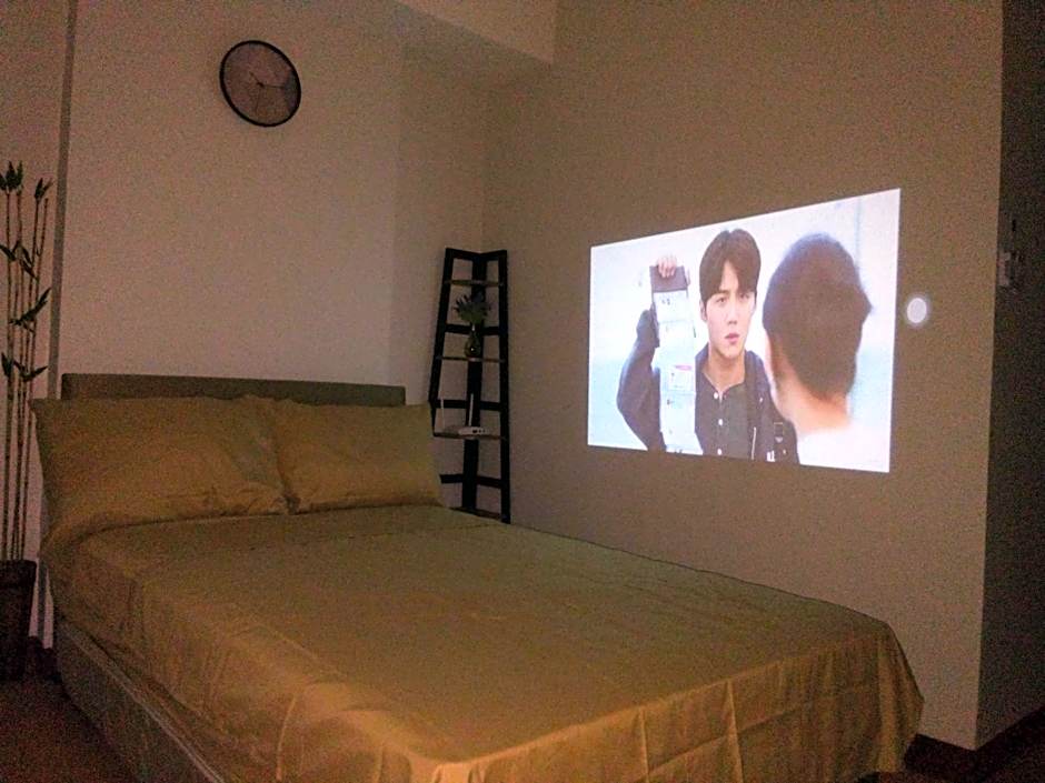 Casa Ison at MesaVerte Residences - Condo at CDO city center with free use of swimming pool