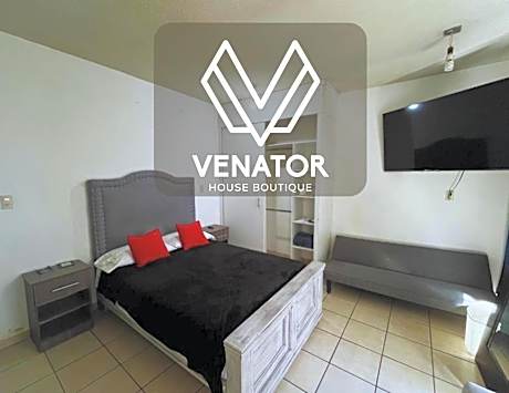 10 VENATOR House Boutique