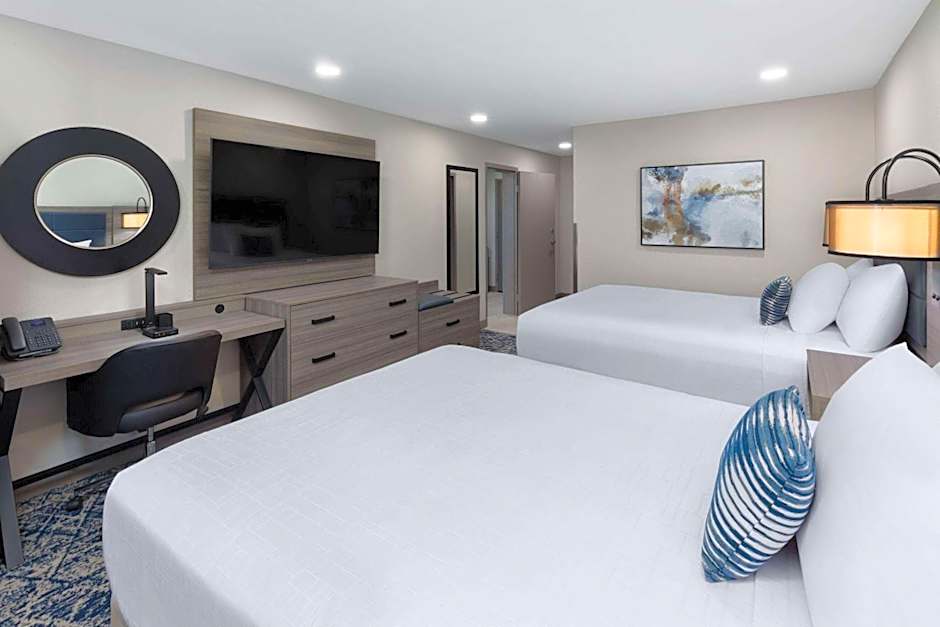 Wyndham DFW Airport