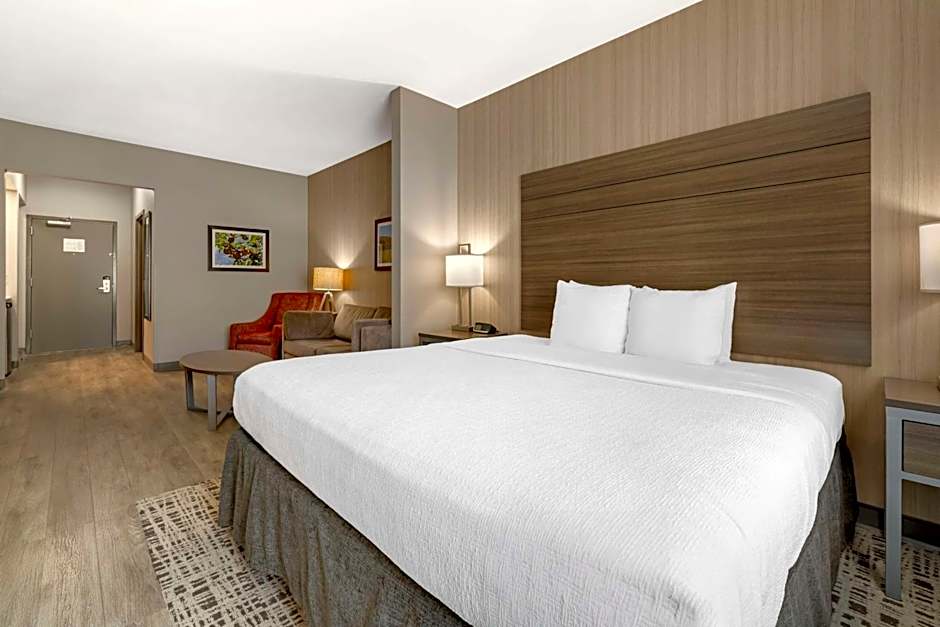 Best Western Plus LaCrescent / LaCrosse