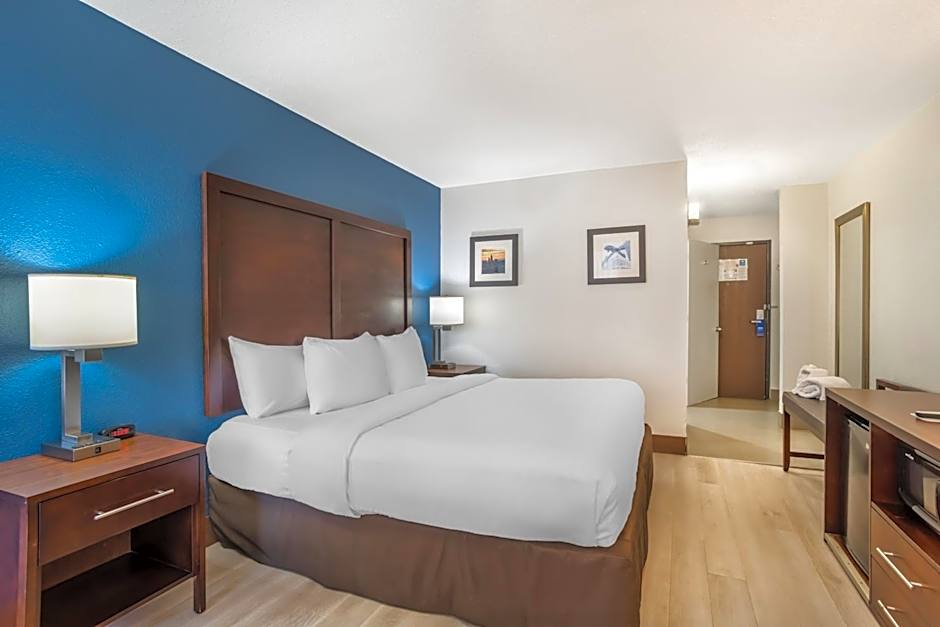 Comfort Inn Charlotte Airport Uptown