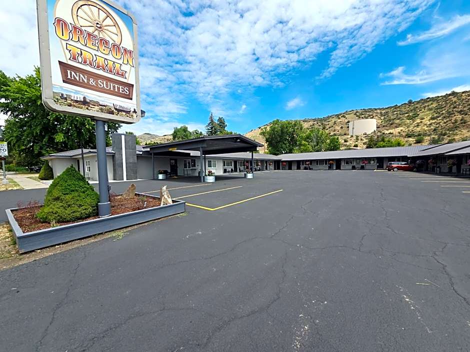 Oregon Trail Inn and Suites