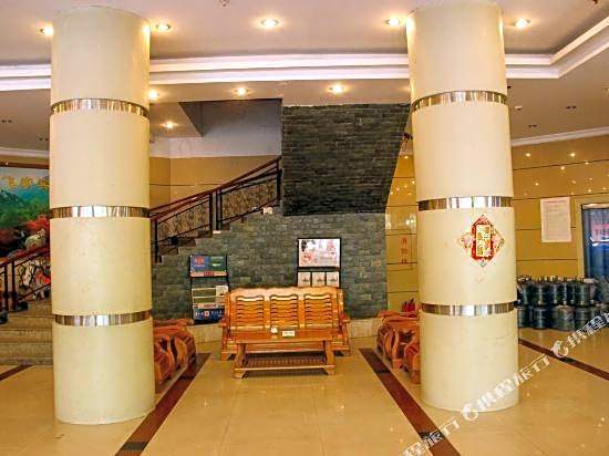 Feiyu Hotel (Guangzhou Zhujiang New Town Wuyangcun Subway Station)
