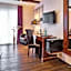 Riverside Hotel