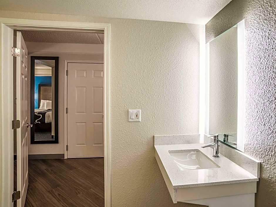 La Quinta Inn & Suites by Wyndham Phoenix Chandler