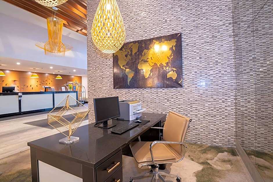 Sandman Hotel Hamilton