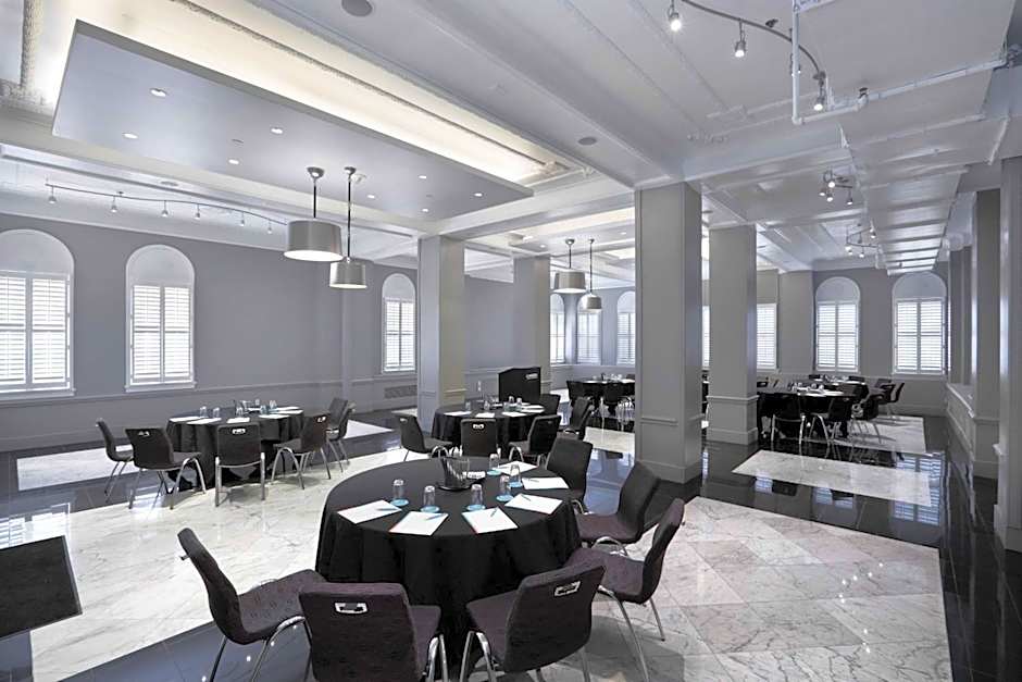 Le Meridien Dallas, The Stoneleigh