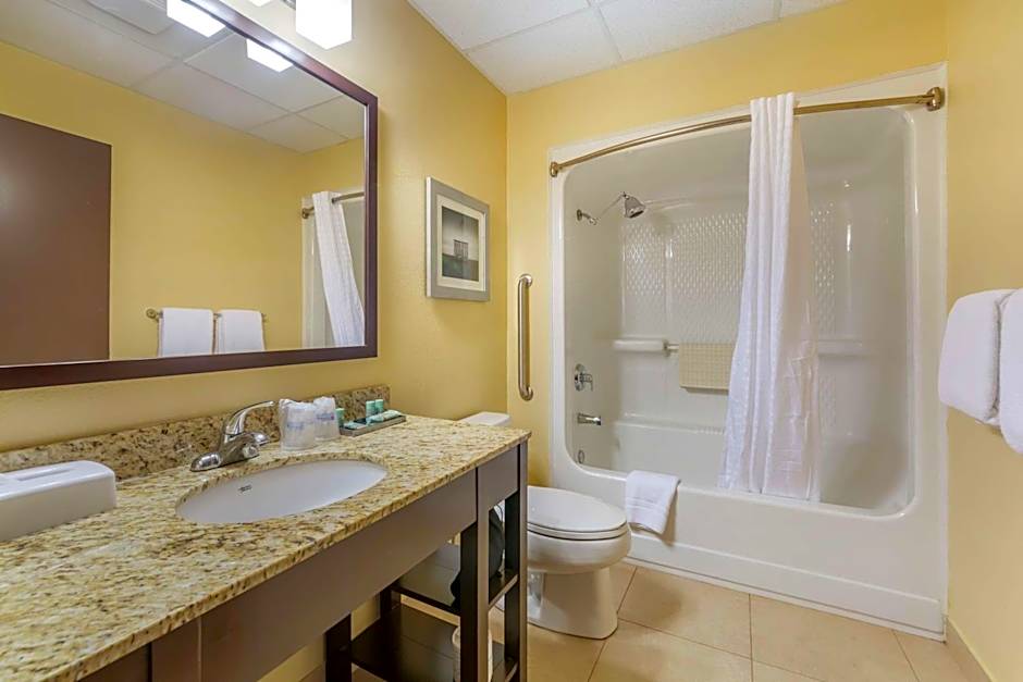 Best Western Naples Plaza Hotel