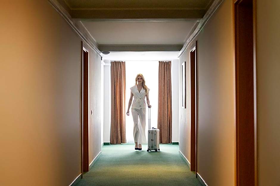 Hotel Boss