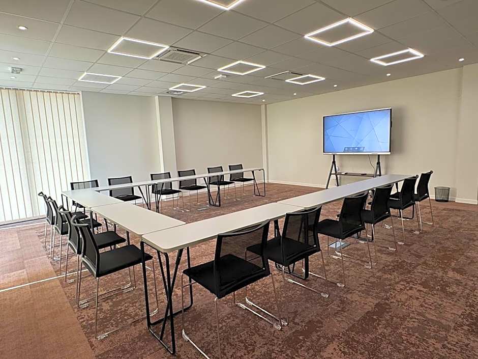 Sure Hotel by Best Western Les Portes de Montauban