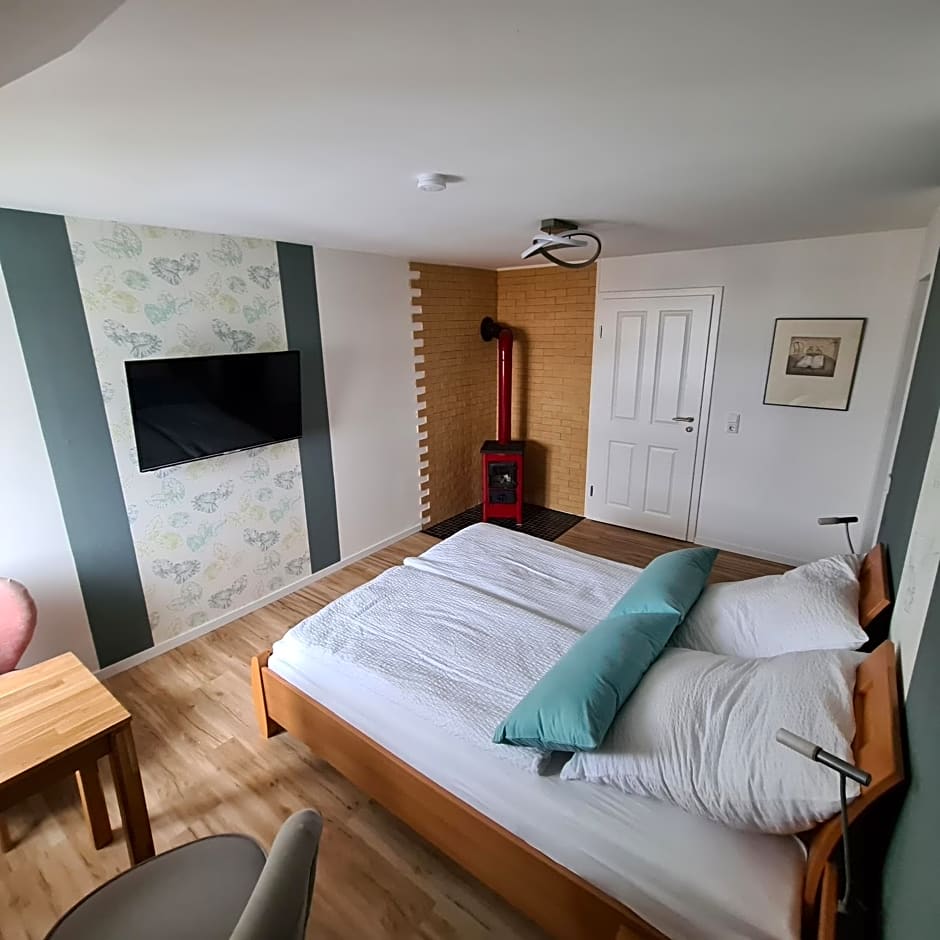 Gästezimmer Treuen - Bed & Breakfast