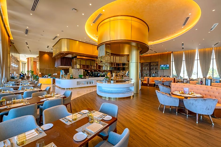 Wyndham Grand KN Paradise Cam Ranh