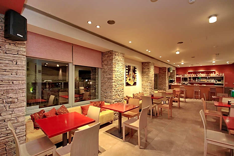 Astros Beach Boutique Hotel