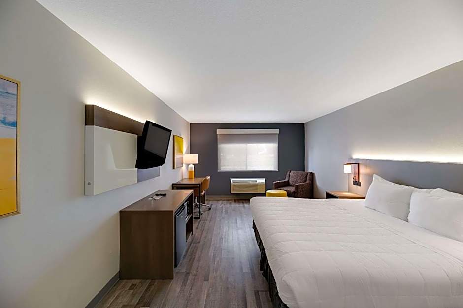 Quality Inn & Suites Artesia