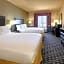 Holiday Inn Express Hotel & Suites Ennis