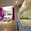 Crystal Suites Chez Helena