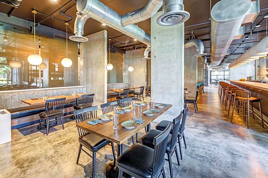 NYLO Las Colinas Hotel, Tapestry Collection by Hilton