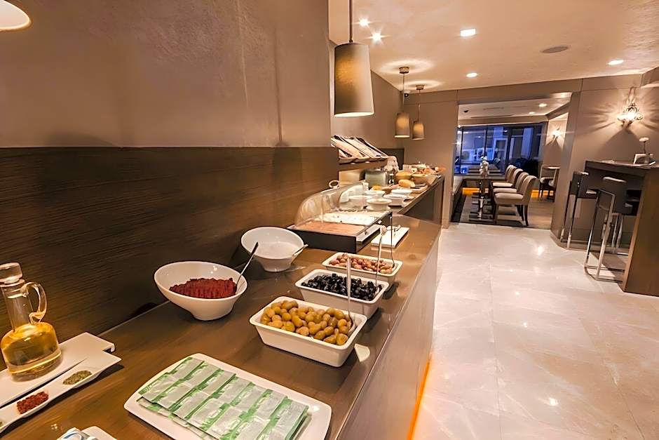 The New Hotel Zeybek