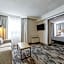 Sandman Signature Mississauga Hotel