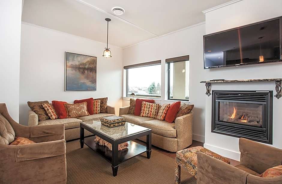 Alpenglow Penthouse by Revelstoke Vacations