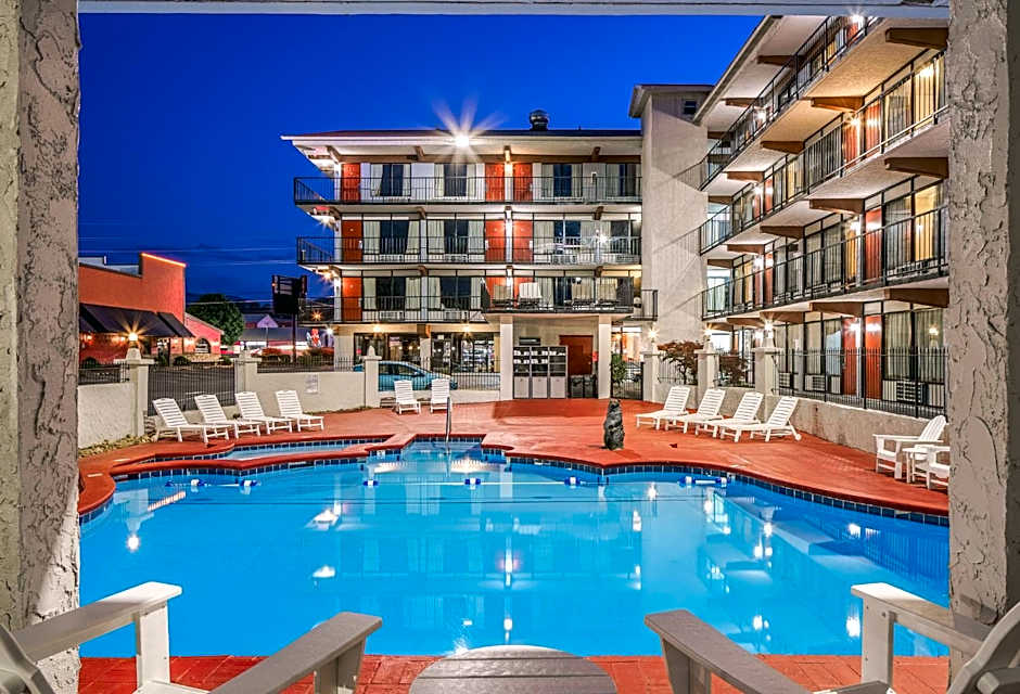 Americana Inn a Travelodge by Wyndham