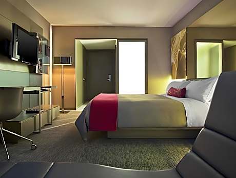 Fantastic King Suite