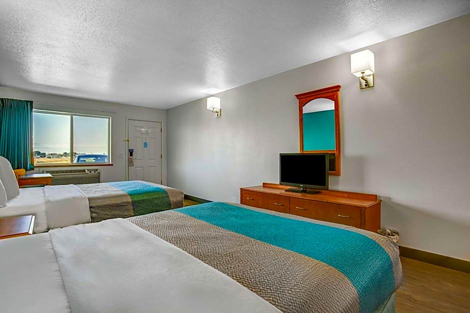 Motel 6-Baker City, OR