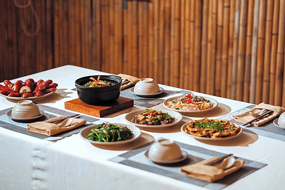 Blue Diamond Retreat