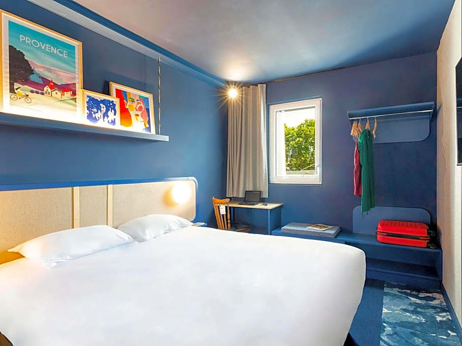 greet hotel Salon de Provence