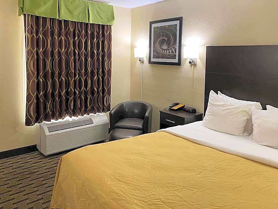 Quality Inn Elizabeth City near University