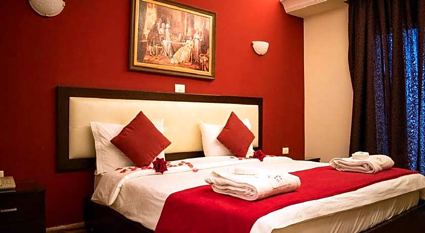 Al Murjan Palace Hotel