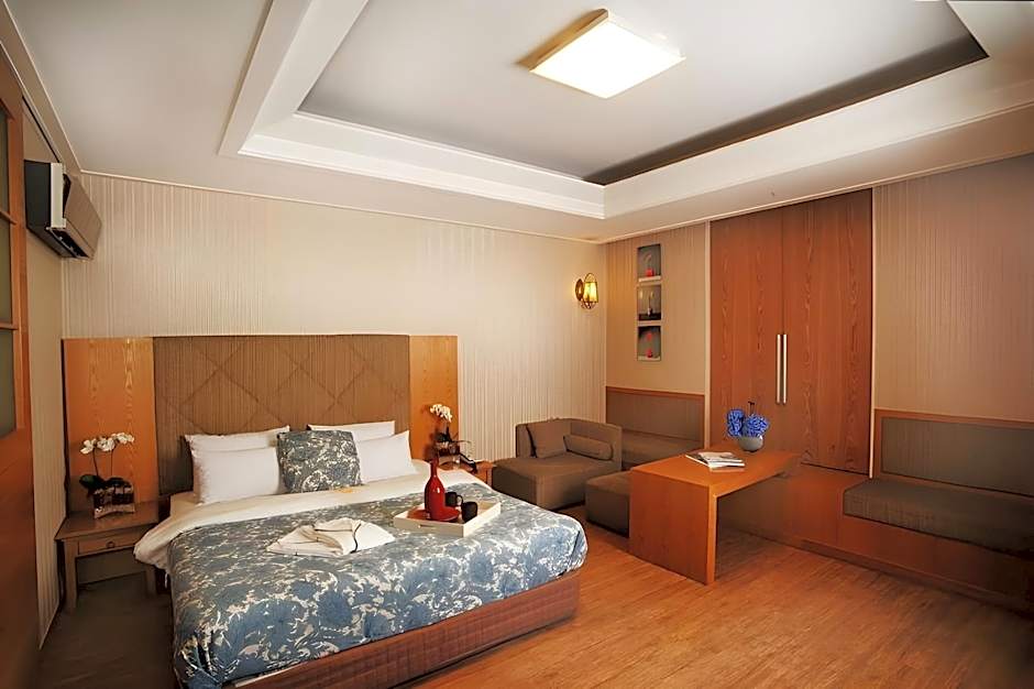 Polaris Hotel