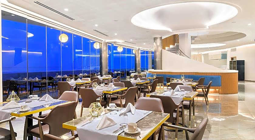 Alexandra Elegance Bridging Generations