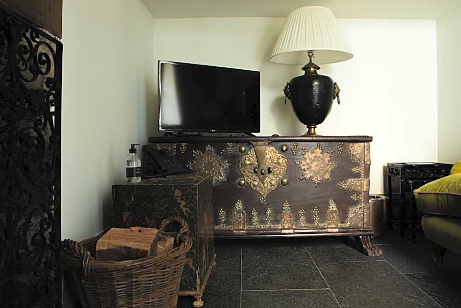 Mingary Castle - Restaurant with Rooms