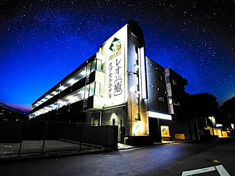 Leo Yu Capsule Hotel Nishi Funabashi