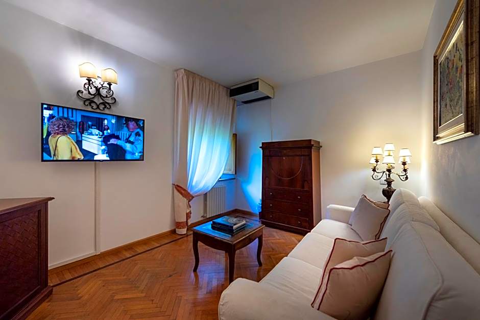 Villa Scacciapensieri Boutique Hotel
