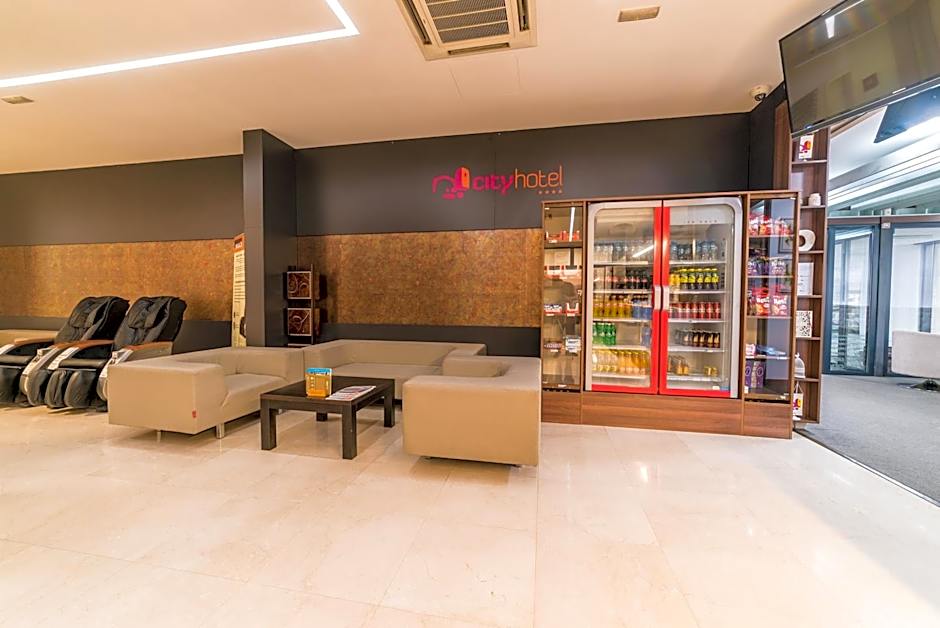 City Hotel