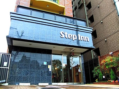 Step Inn Shin-Osaka Higashiguchi