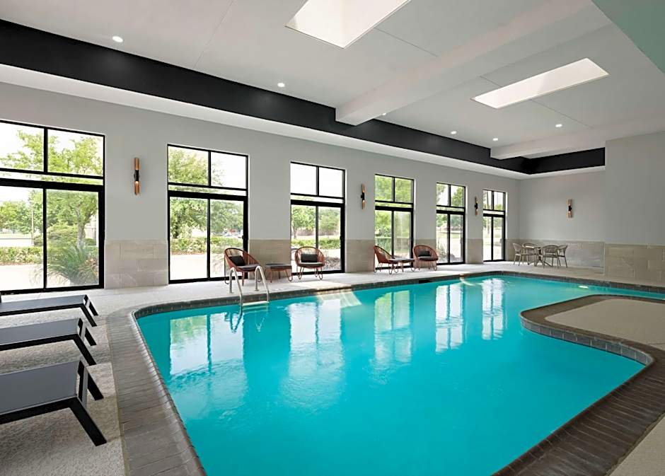 Hampton Inn By Hilton & Suites Dallas-Dfw Airport W-Sh183 Hurst